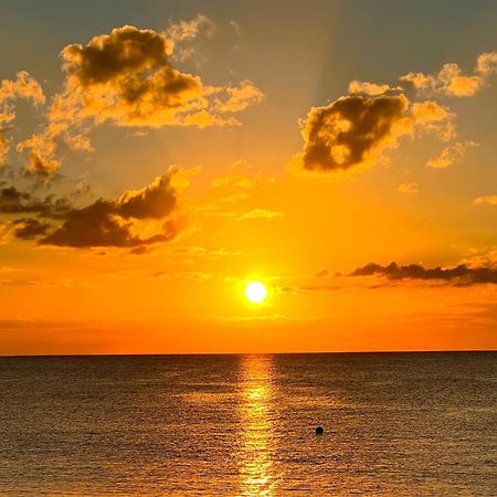 Regal Beach Club Джорджтаун Экстерьер фото